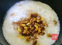 Illustration of rice cooker baking method 2