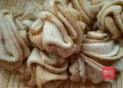 Illustration of how to make sesame rolls 8