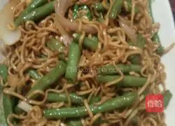 Illustration of how to make braised beans and noodles 5