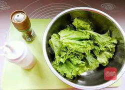 Illustration of how to make Chinese hamburgers 5