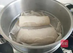 Illustration of how to make the dead noodle roll 9