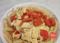 Illustration of how to make spiral pasta 8