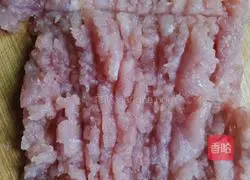 Illustration of how to make fried rice with fried sauce 1