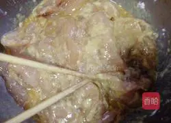 Illustration of how to make small burgers 3