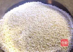 Illustration of how to cook peas and rice 2