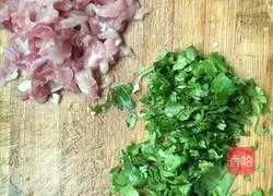 Illustration of how to make pepper scallop porridge 1