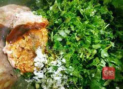 Illustration of making homemade spring rolls 6