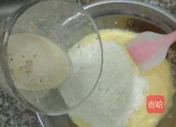 Illustration of how to make fresh corn juice cake 3