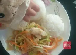 Illustration of how to make three-shredded pork rice balls 7