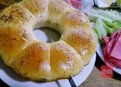 Illustration of how to make garland hamburgers 11