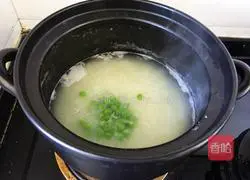 Illustration of how to make shrimp and pea casserole porridge 7