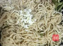 How to make braised noodles with beans Illustration 9