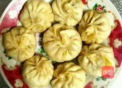 Illustration of how to make rose rolls 7