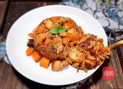 Illustration of how to make braised pork belly rice 21