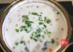 Illustration of how to make seafood milk porridge 8