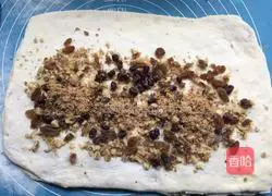 Mixed dried fruit flower rolls Practice illustration 7