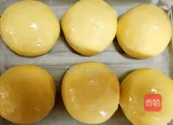 Illustration of how to make hamburger embryos (dinner buns) 13