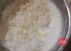 Illustration of how to make plum blossom hair cake 1