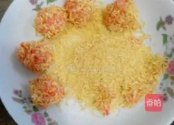 Illustration of how to make fried rice balls 3