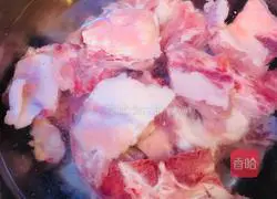 Illustration of how to cook braised pork ribs and noodles in rice cooker 2