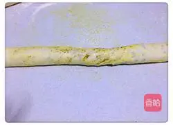 Illustration of how to make walnut and sesame rolls 11