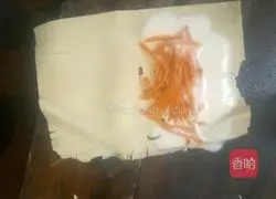 Illustration of how to make carrot and tofu skin box 4