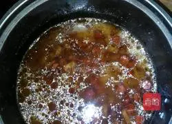 Illustration of how to make claypot rice 5