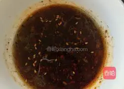 Illustration of how to make spicy cold noodles 5