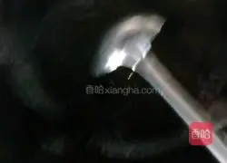 Illustration of how to make sauced meat rolls 2