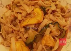 Stir-fry Illustration of how to make rice noodles 15