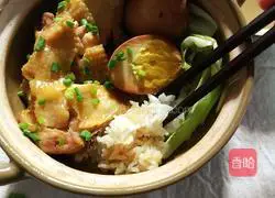 Salt Baked Chicken and Braised Eggs Illustration of how to make claypot rice 8