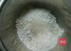 Illustration of how to make bean dregs cake 2