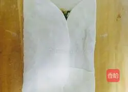 Illustration of how to make a leek box 9