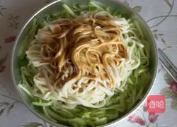 Illustration of how to make cold noodles with sesame sauce 3