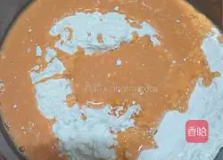 Illustration of how to make carrot and conch rolls 7