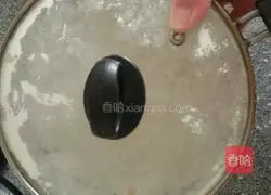 Illustration of homemade black sesame Lantern Festival 16