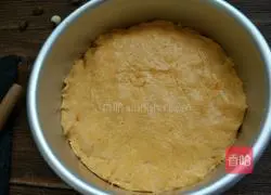 Illustration of how to make pumpkin hair cake 6