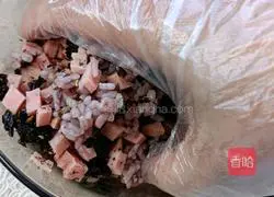 Illustration of how to make rice balls 7