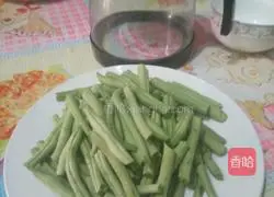 Illustration of how to make lentil braised noodles 2