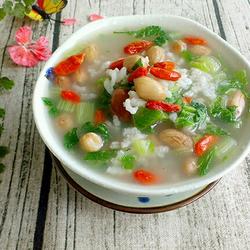 Peanut and vegetable porridge