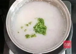 Illustration of how to make broccoli and yam lean meat porridge (baby food supplement) 10