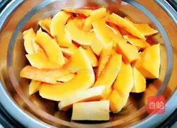 Red Date Pumpkin Illustration of how to make hair cake 3