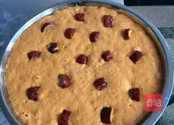 Illustration of how to make pumpkin hair cake 7