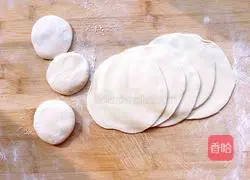 Illustration of how to make leek and egg box 8