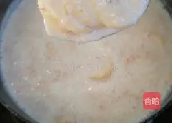 Illustration of how to make banana milk oatmeal porridge 5