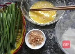 Illustration of how to make egg and leek box 3