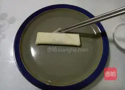 Illustration of how to wrap spring rolls 14