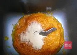 Pumpkin red dates Illustration of how to make hair cake 6