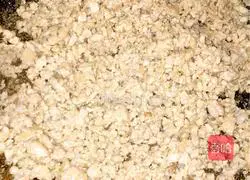 Illustration of how to make meat-filled carrot rolls 4