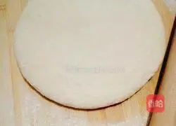 Illustration of how to make simple hair cake 5